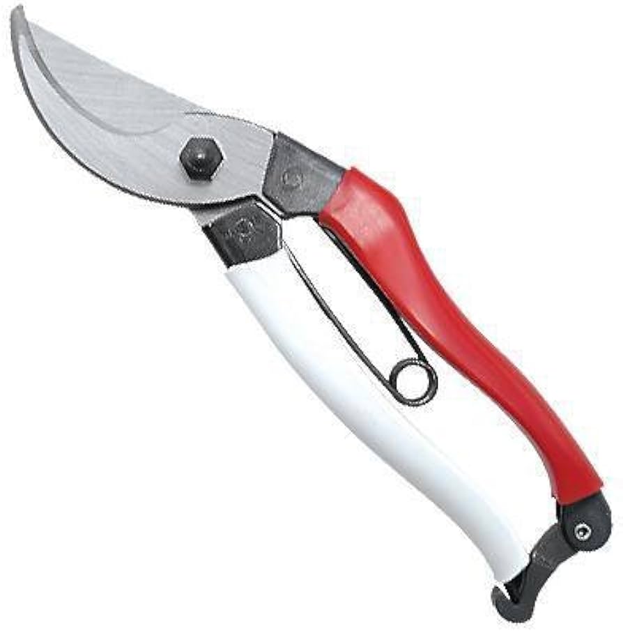 Okatsune 103 Bypass Pruners